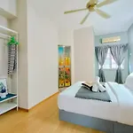 Gathering Corner House With 6 Rooms Upto 16Pax By Manhattan Group